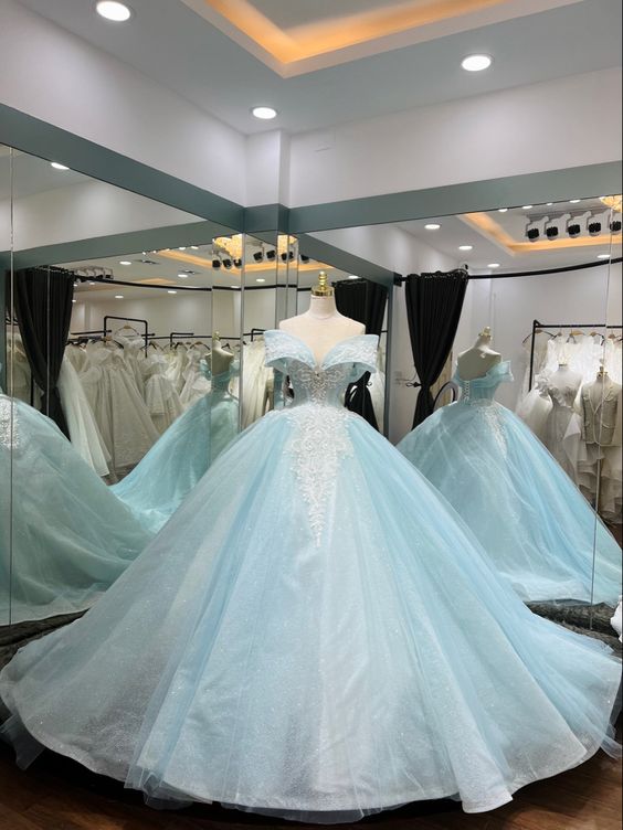 Stunning Long Ball Gown Wedding Dresses Off The Shoulder A Line Bridal Gowns