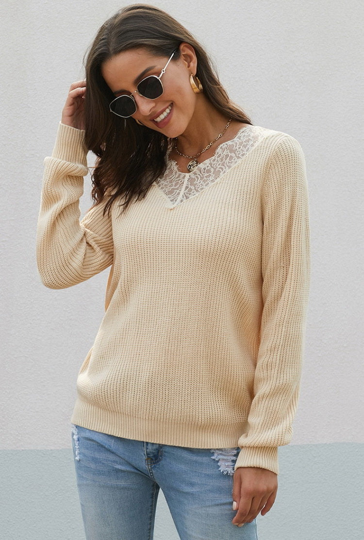 Lace Collar Sweater for Sophisticated Everyday Elegance