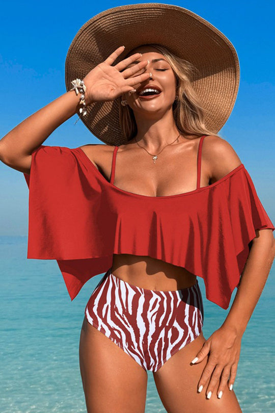 Two-piece swimsuit with large ruffled sleeves and floral shorts - Fashionpara