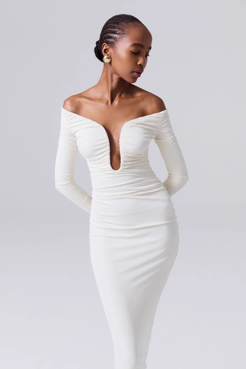 Off Shoulder Deep V-Neck Long Sleeve Ruched Bodycon Midi Dress