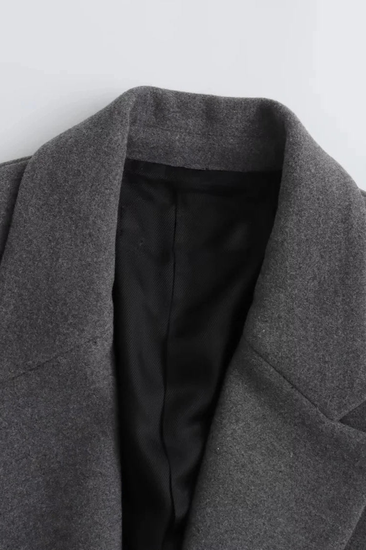 Oversized V-Neck Padded Blazer 4