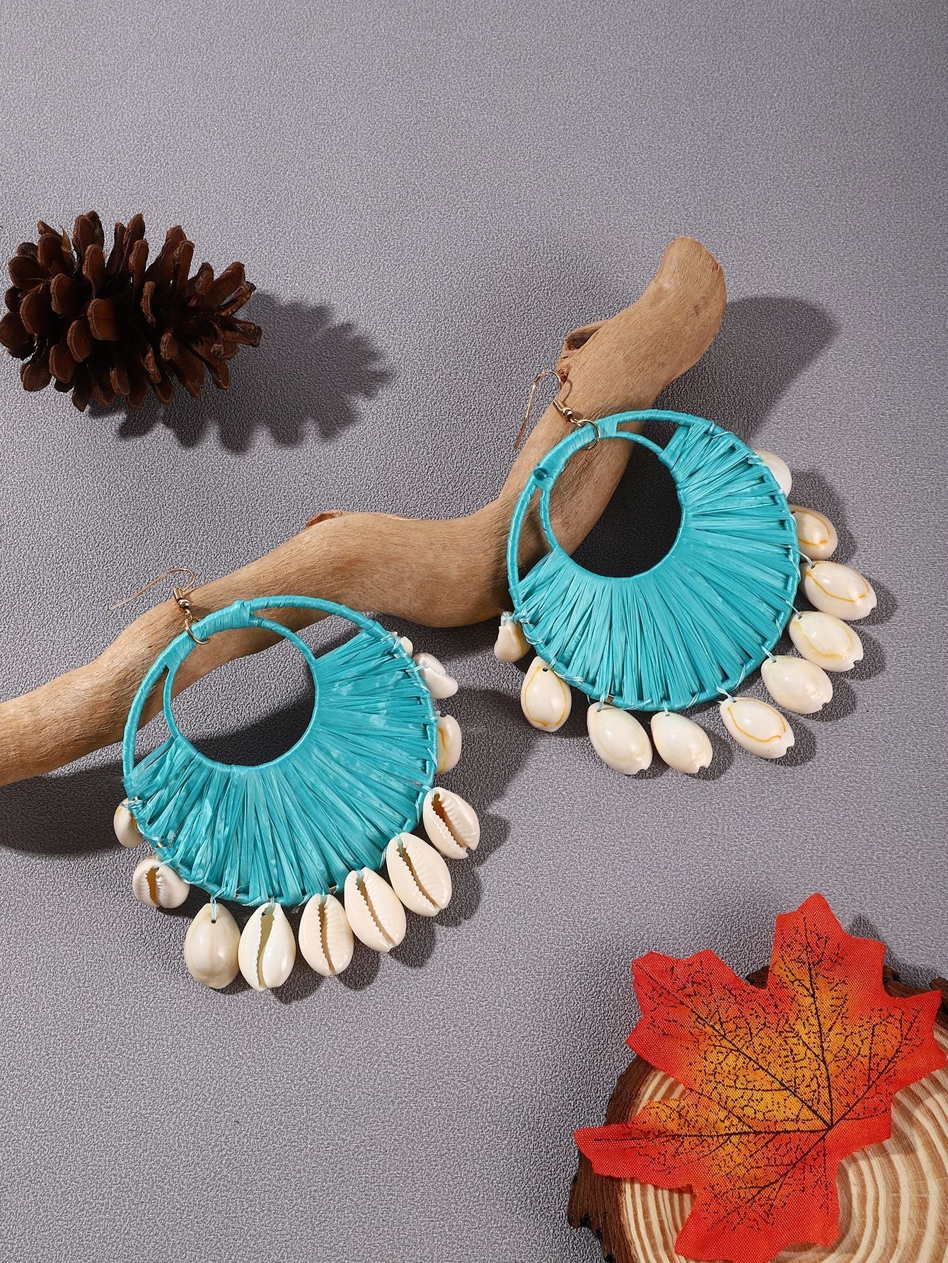Shell Scallop Earrings