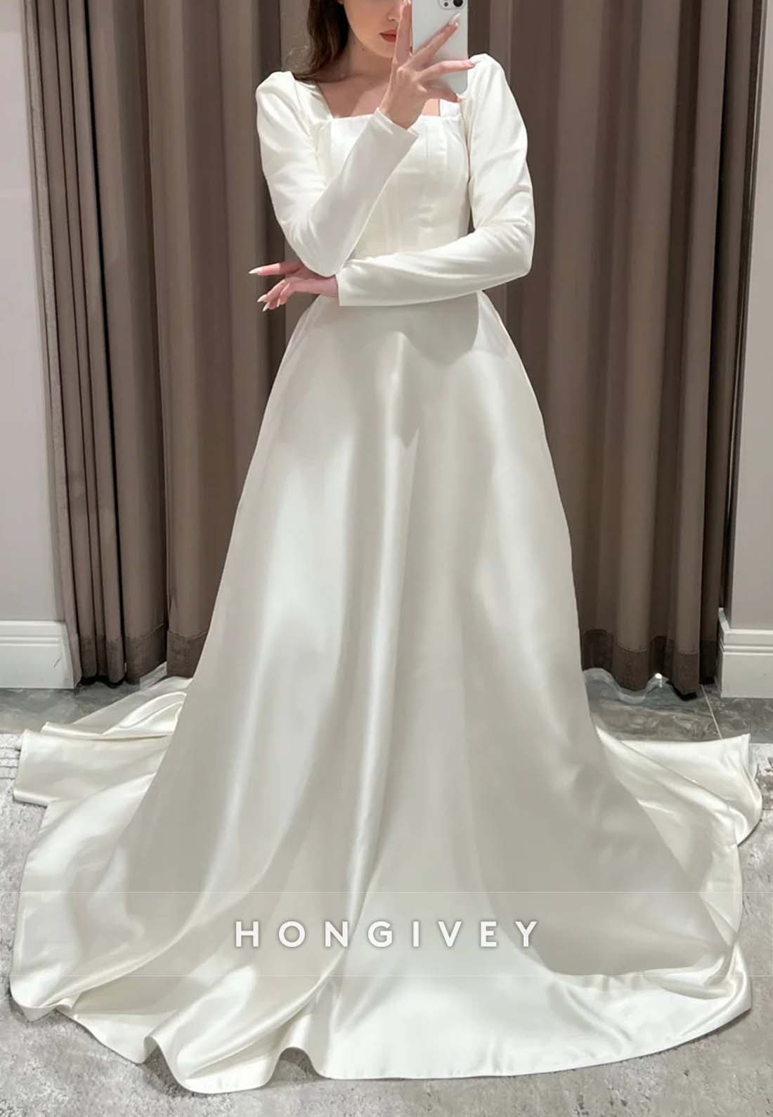 Pleated Square Court Train A-line Long Sleeve Vintage Wedding Dress