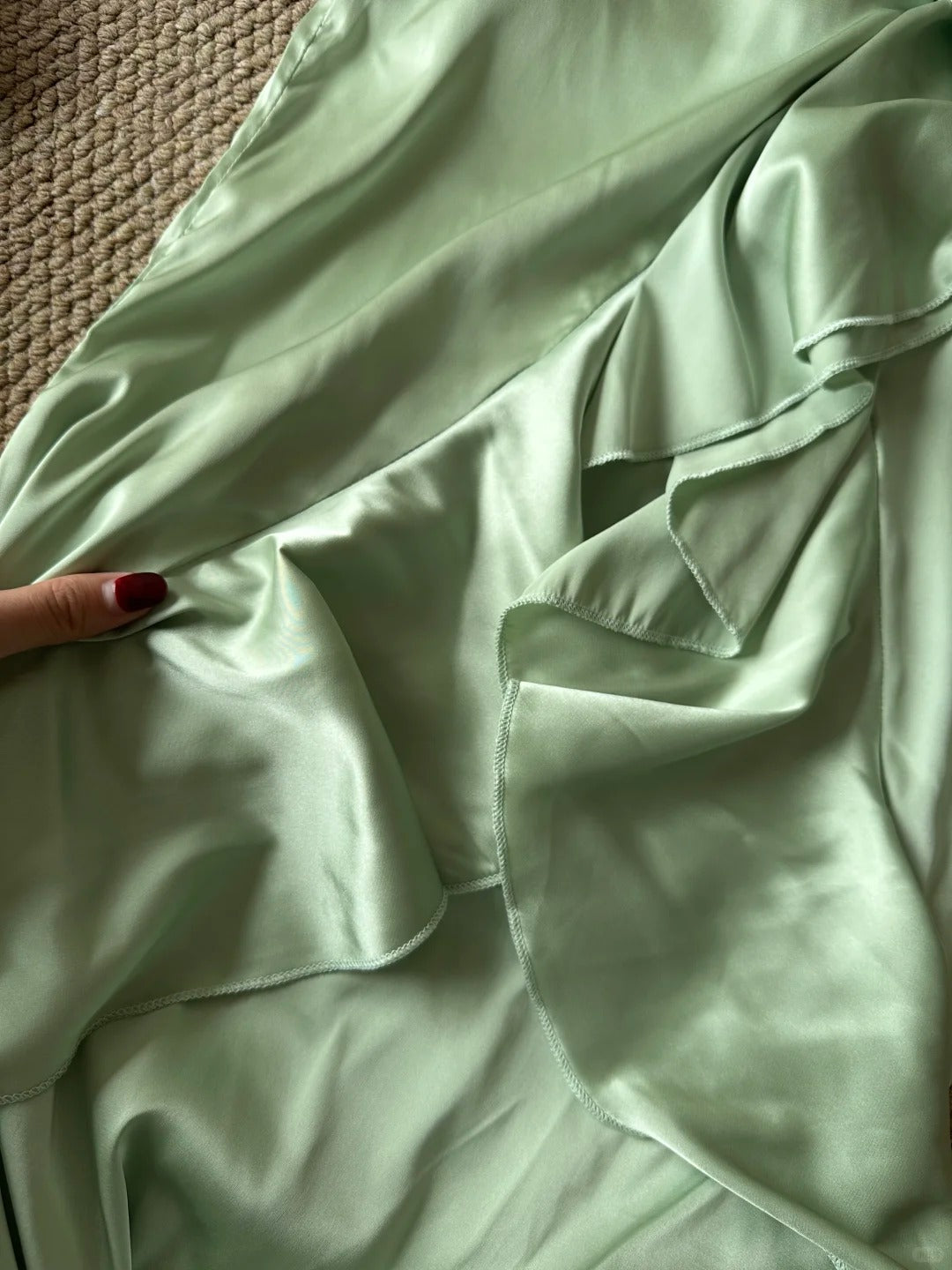 Elegant Green Slim Fit Halter Backless Ruffle Satin Prom Dress Evening Dress P4079