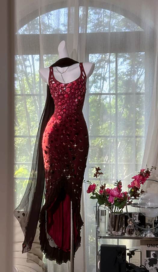 Vintage Burgundy Chiffon Beaded Mermaid Long Party Dress Evening Dress With Ribbon D922