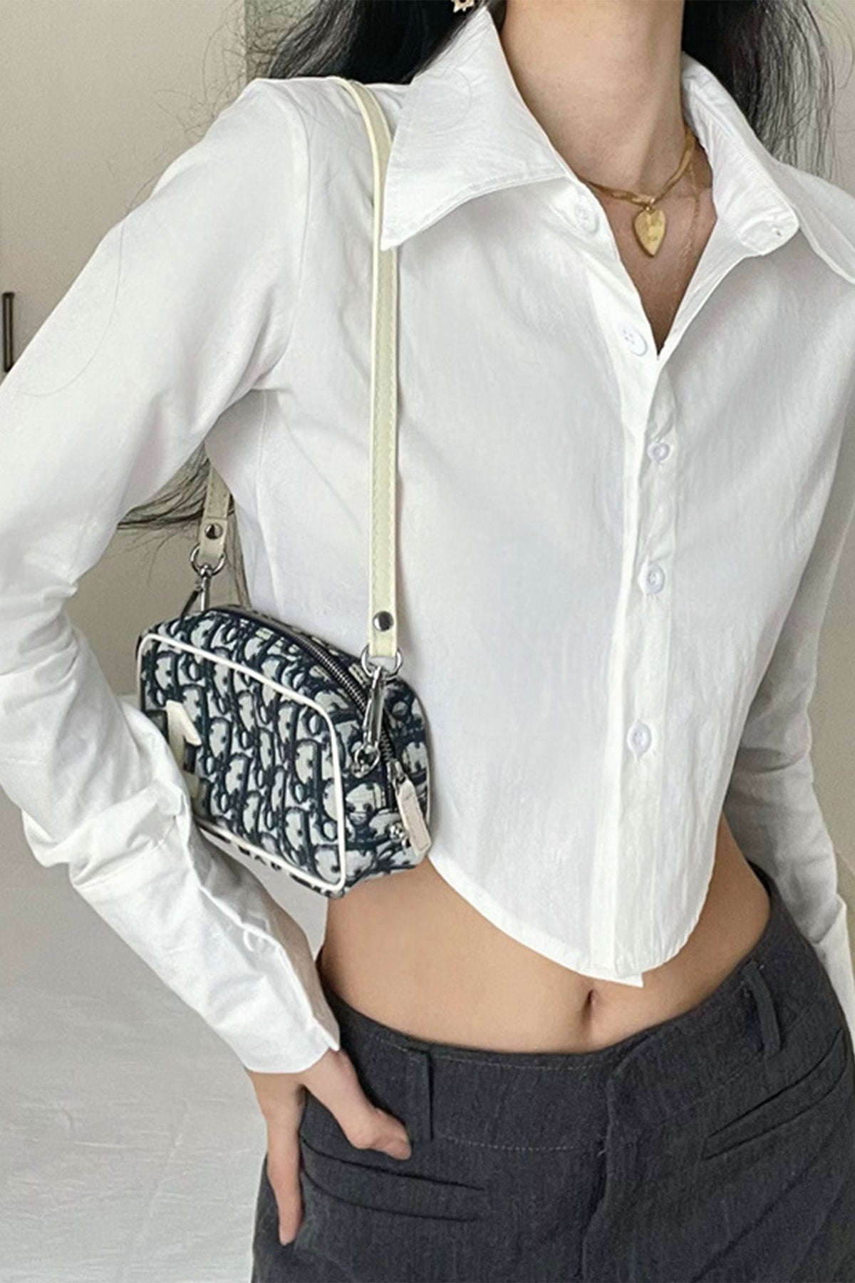 Long Button-Up Cropped Blouse Arm With White Lapel / M Blouses
