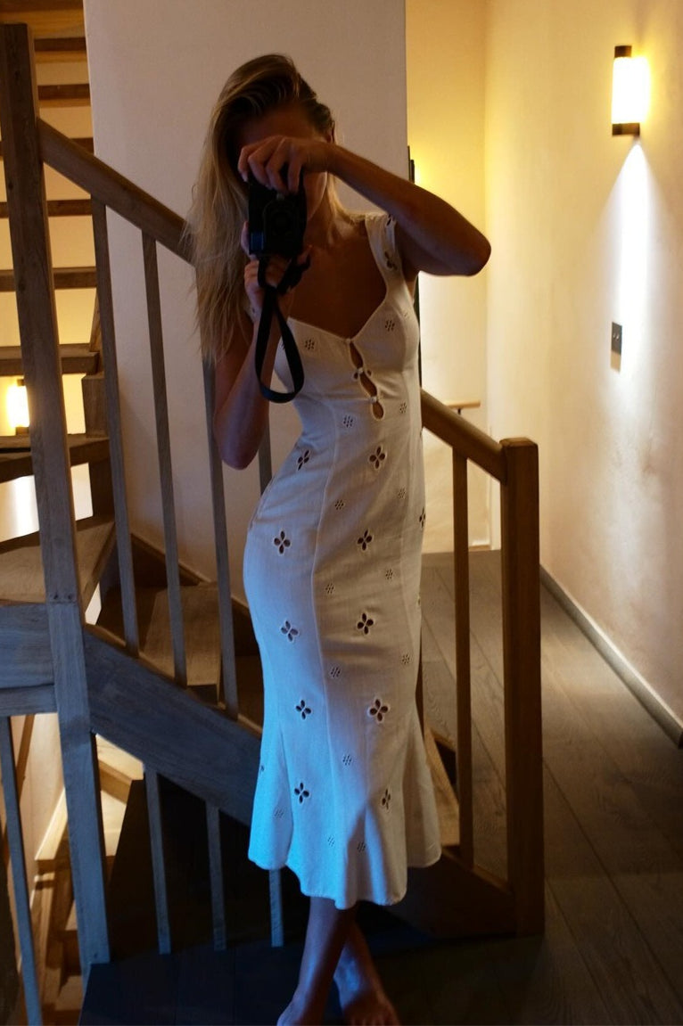 Eyelet Sweetheart Cap Sleeve Cut Out Fishtail Maxi Dress