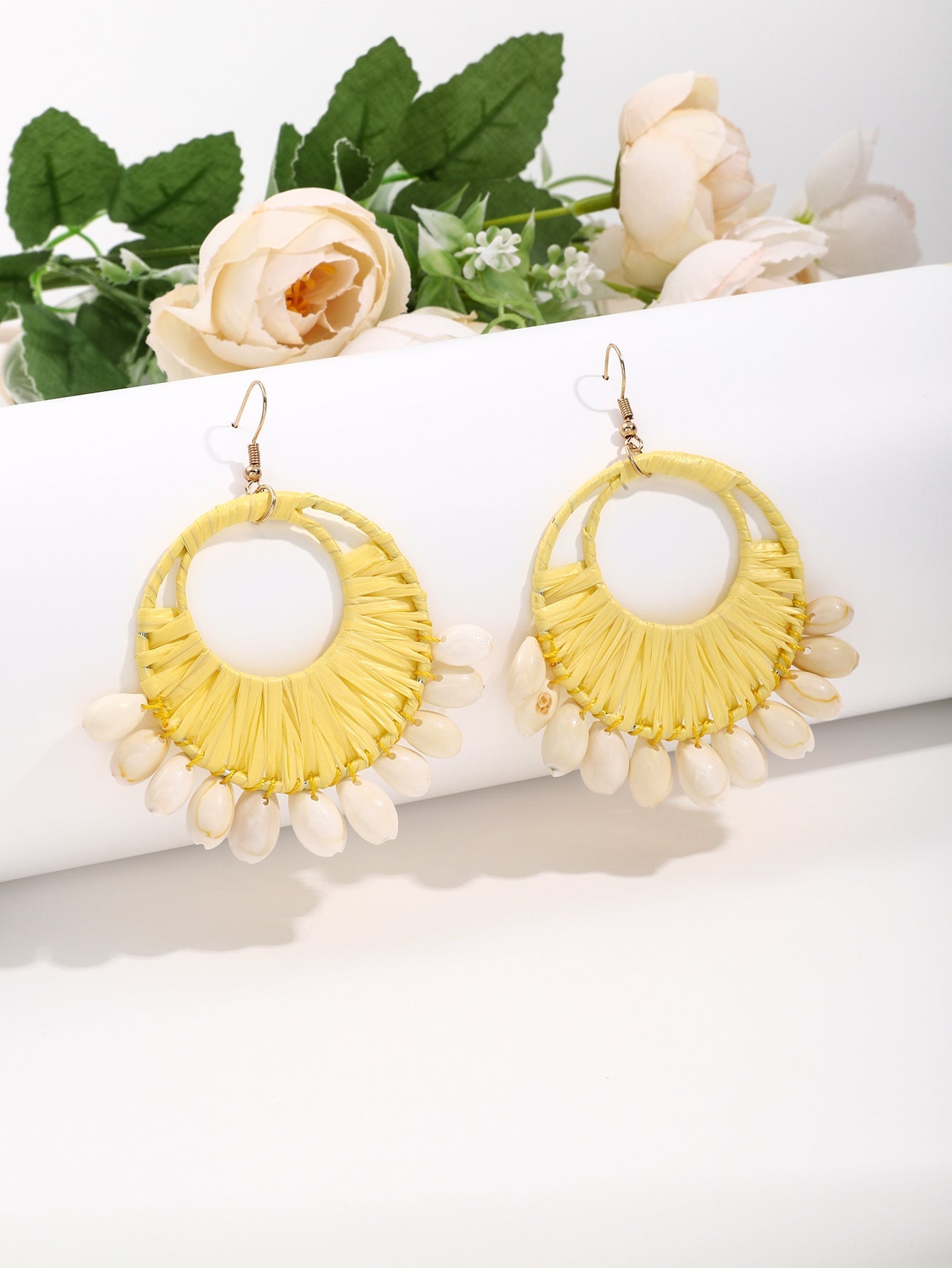 Shell Scallop Earrings