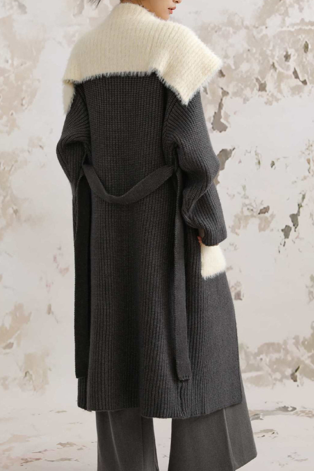 Chic PrincessAce Faux Fur Collar Loose Knit Overcoat