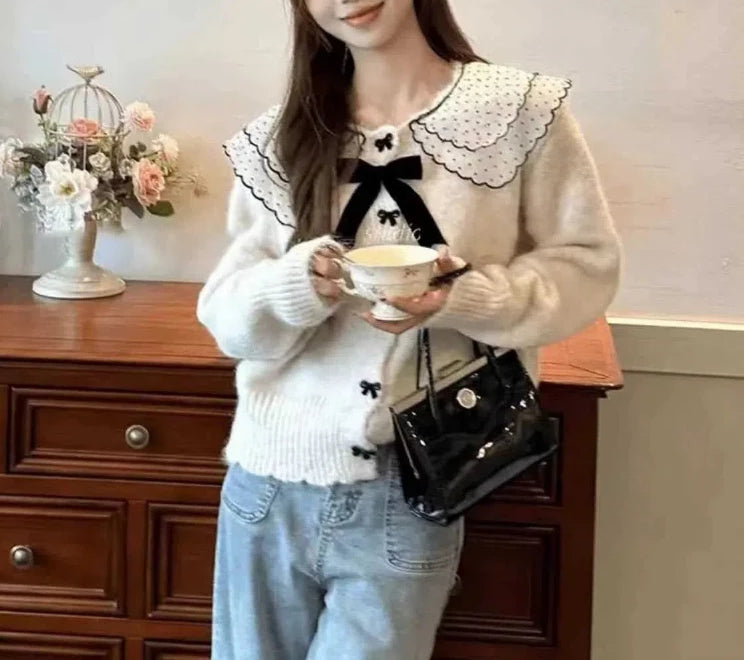Doll Collar Loose Button Knit Cardigan