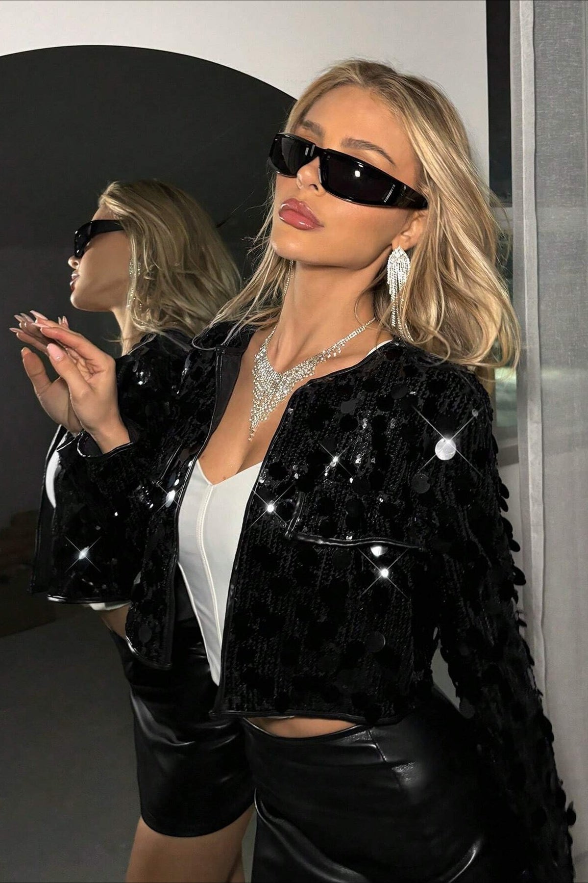 Chic Cropped Metallic Sequin Detail Coat - Fashionpara