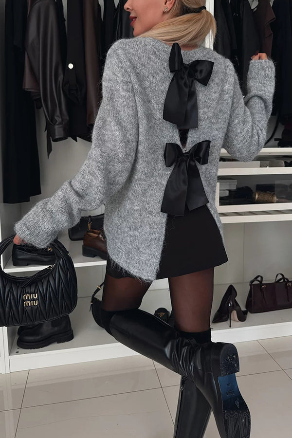Relaxed Knit Sweater with Satin Bow Detail for Effortless Style