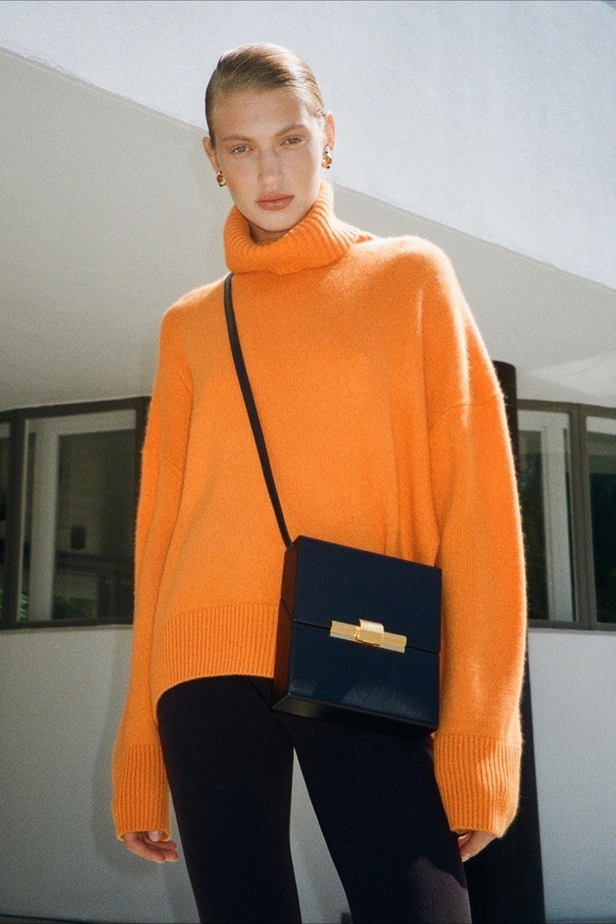 Relaxed Ribbed Turtleneck Knit Sweater 10