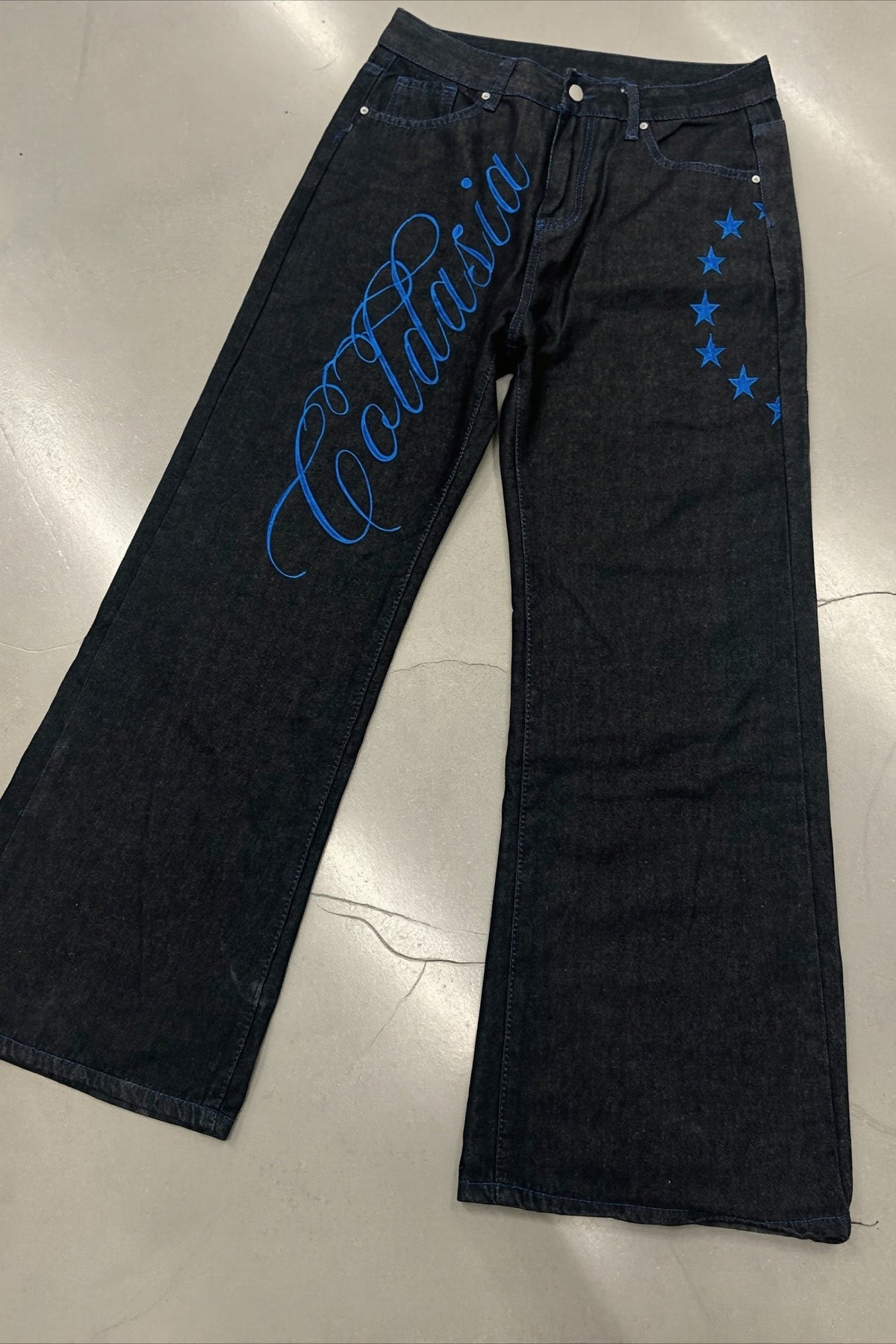 Embroidered Slight Flare Baggy Streetwear Jeans