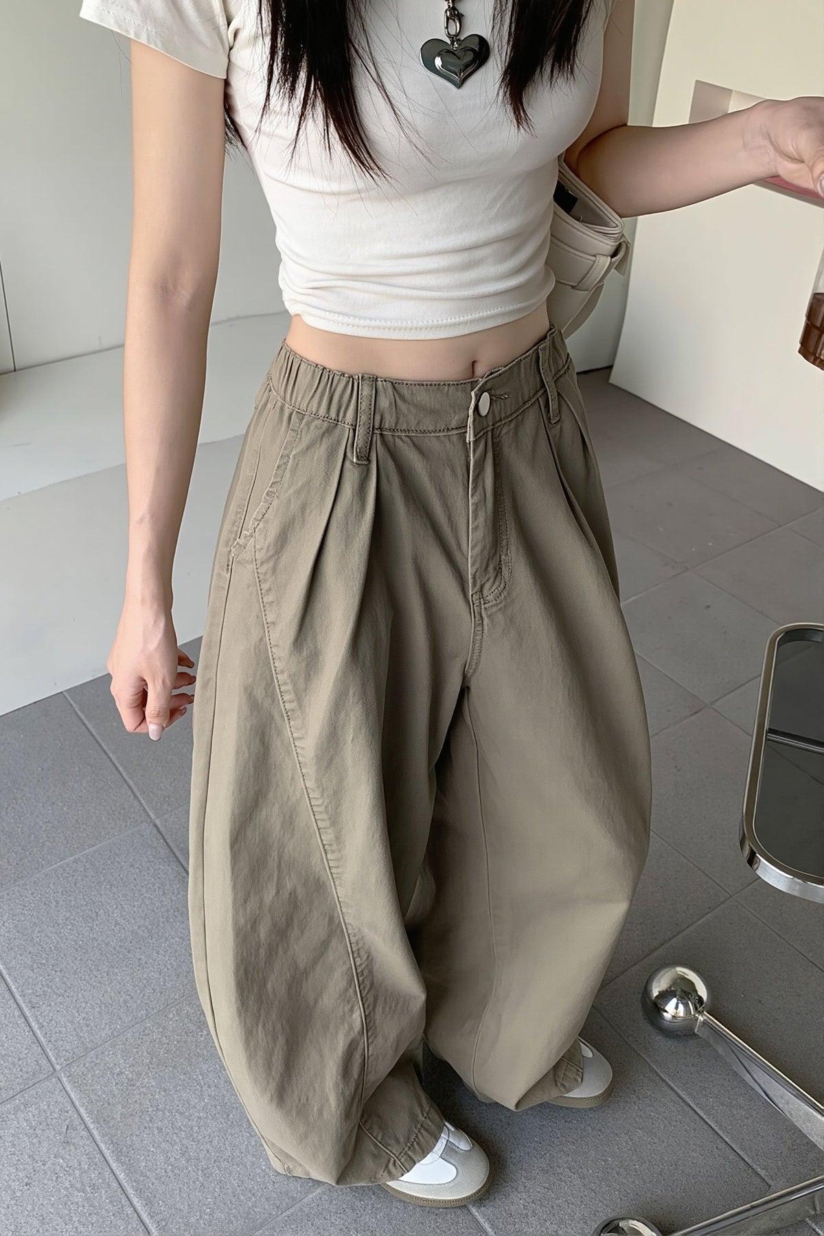 Washed Barrel Leg Cargo Pants