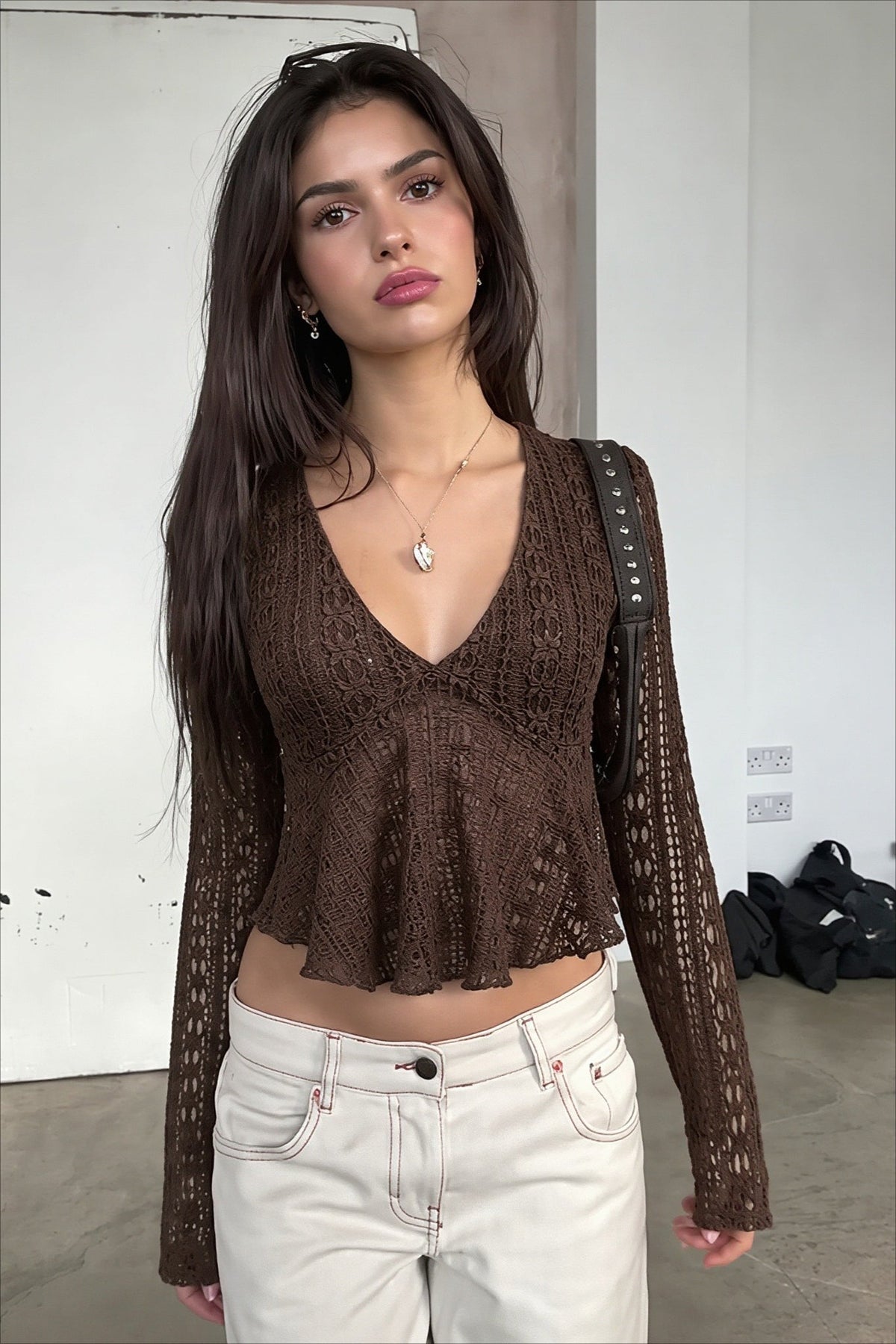 Lace V Neck Flared Hem Long Sleeved T-shirts