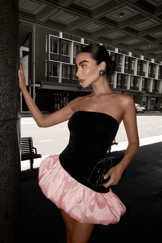 Elegant Velvet Paneled Strapless Puff Mini Dress - View 3