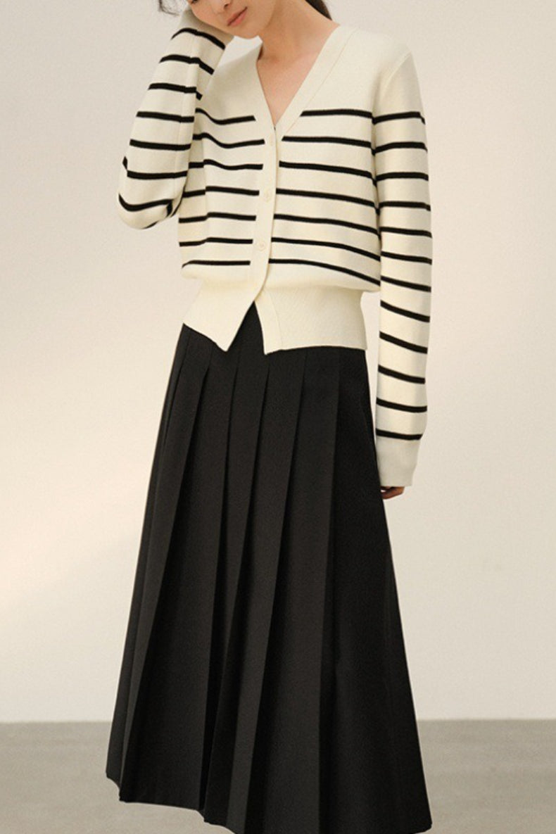 V Neck Stripe Knit Cardigan