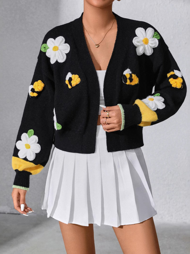Hand-Embroidered Floral Knit Cardigan for Elegant Style