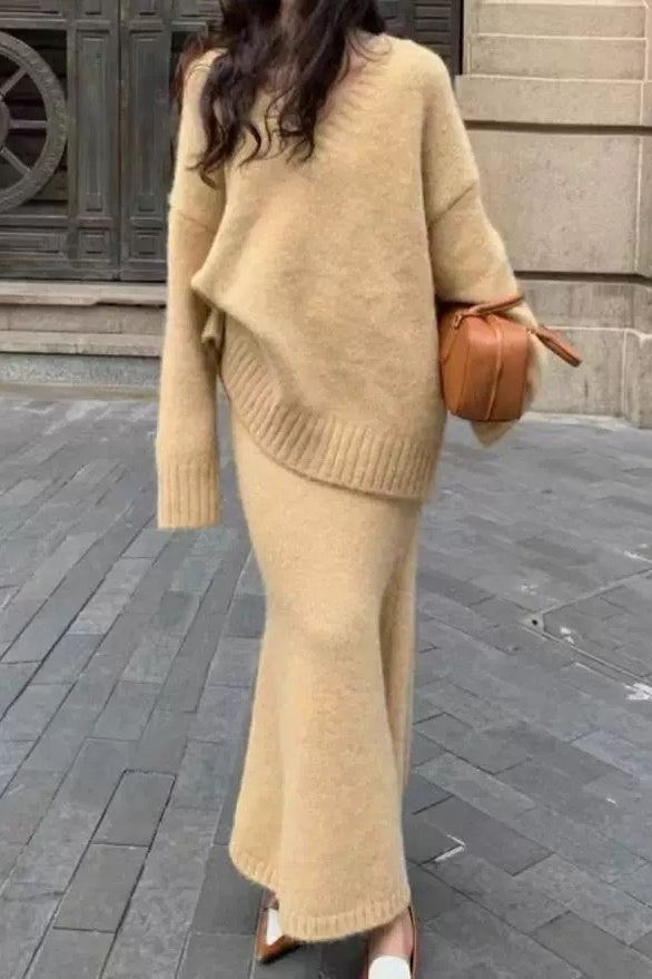 PrincessAce V-neck Knit Sweater and Mermaid Skirt Set