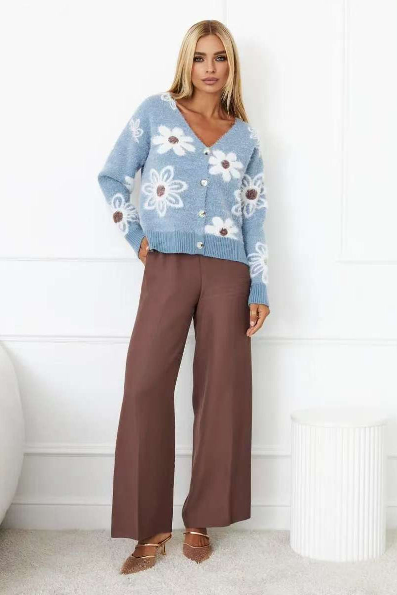 Floral V-Neck Knit Cardigan with Long Sleeves for Elegance
