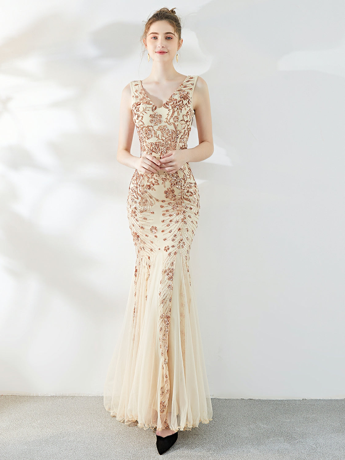 Floral Sequin V-Neck Sleeveless Fishtail Mermaid Gown 6