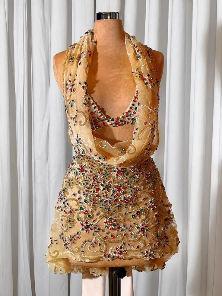 Vintage Halter Champagne Tulle Sequin Beaded Backless Cocktail Dress Short Homecoming Dress D486