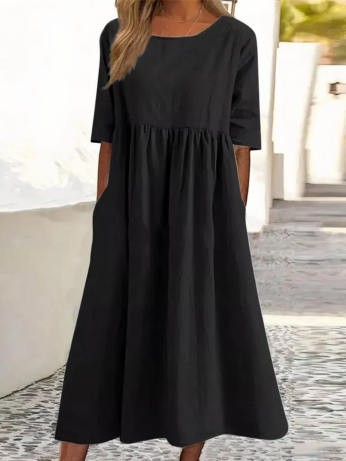 Round Neck Short Sleeve Empire Waist Side Pocket Gathered Midi Dress - View 3