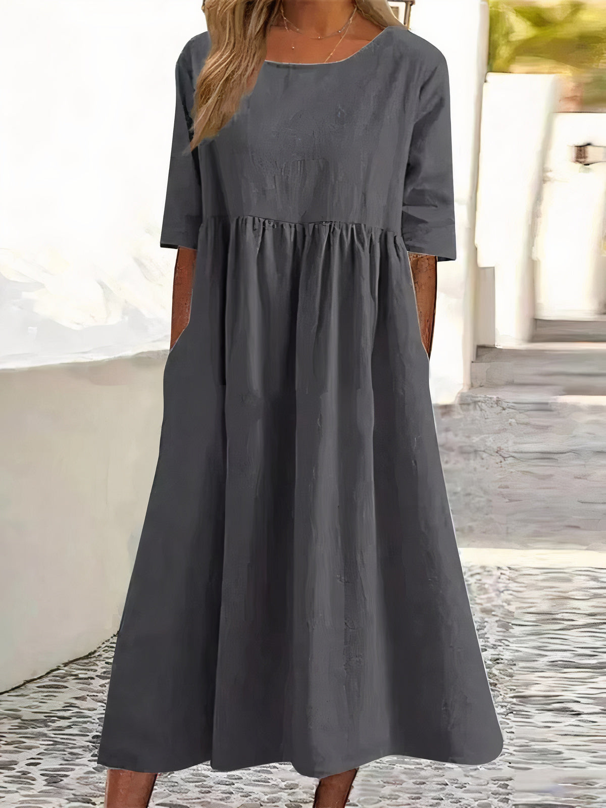 Round Neck Short Sleeve Empire Waist Side Pocket Gathered Midi Dress - View 2