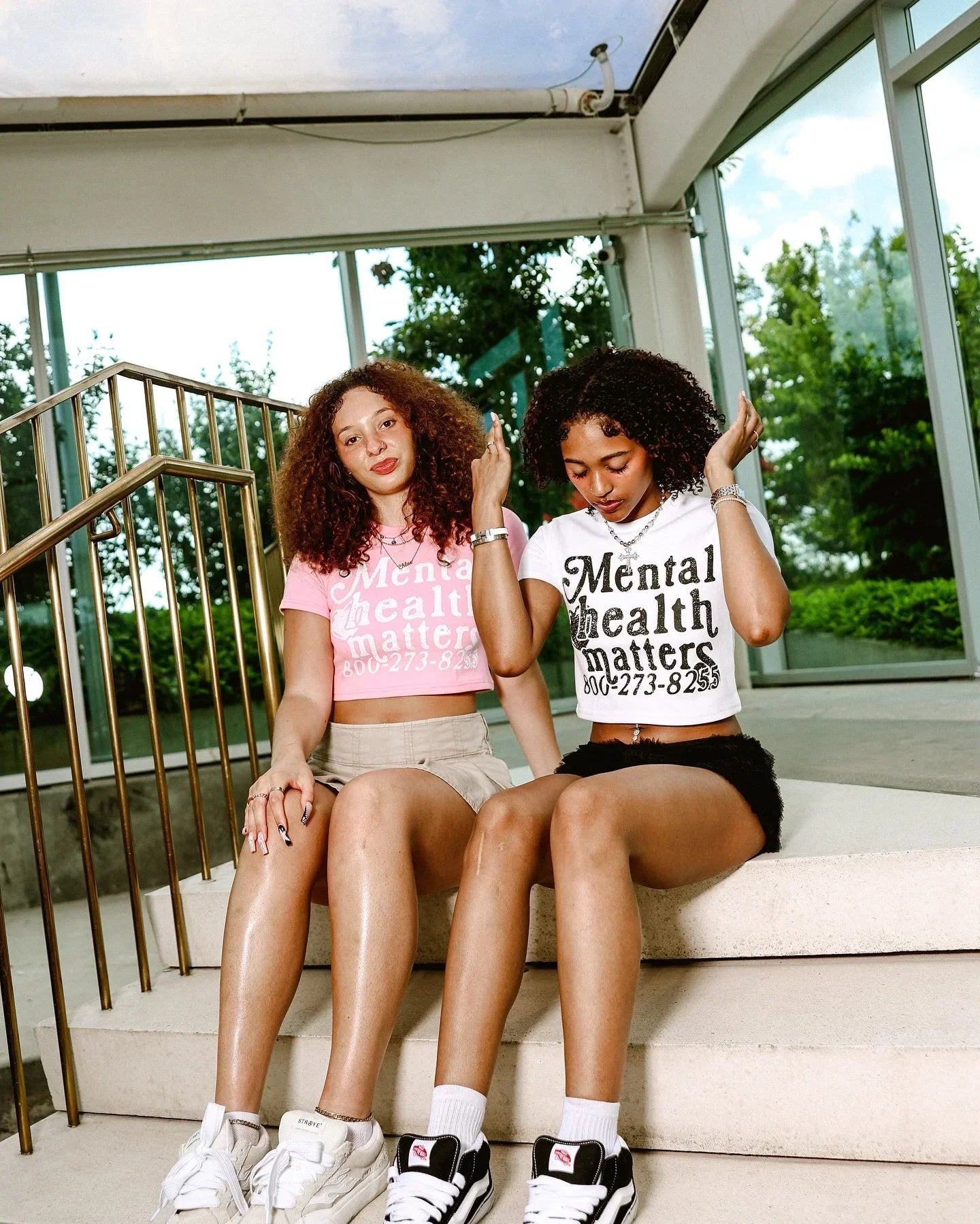 American Show Waist Letter Graphic T-shirt - Fashionpara