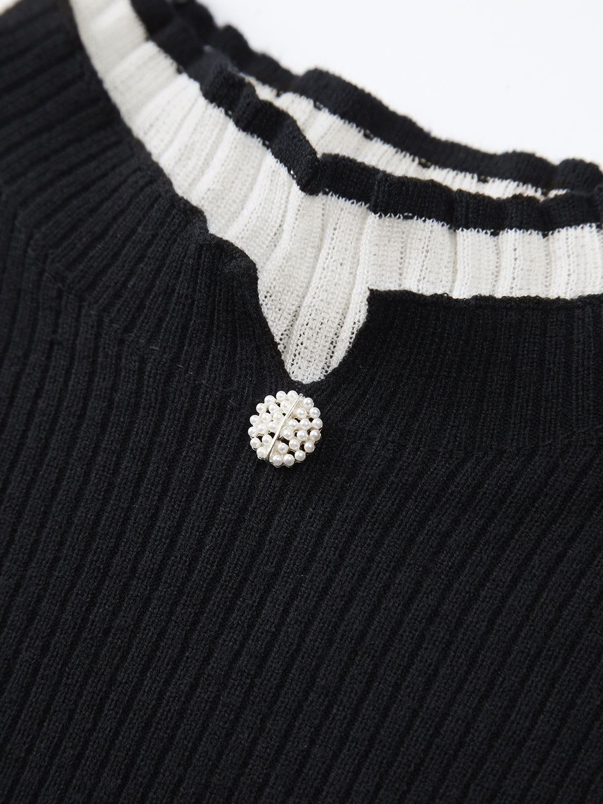 Contrast Trim Mock Neck Knit Top 8