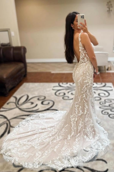 Beautiful Long Ivory Mermaid V-neck Sleeveless Lace Backless Wedding Gown with Graceful Design - Fashionpara