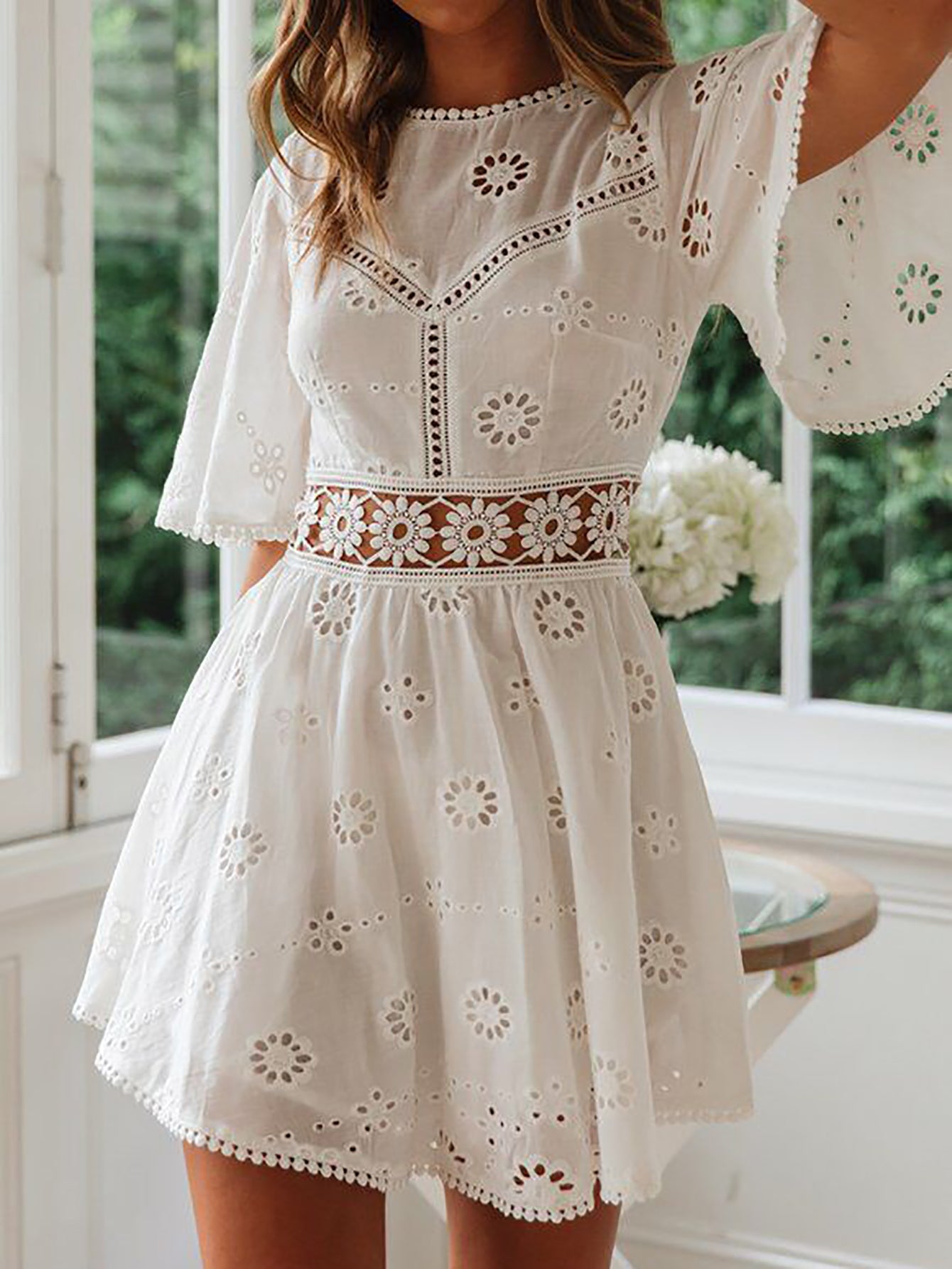 White Cutout Short Sleeves Sweet Short Graduation Dress - Fashionpara