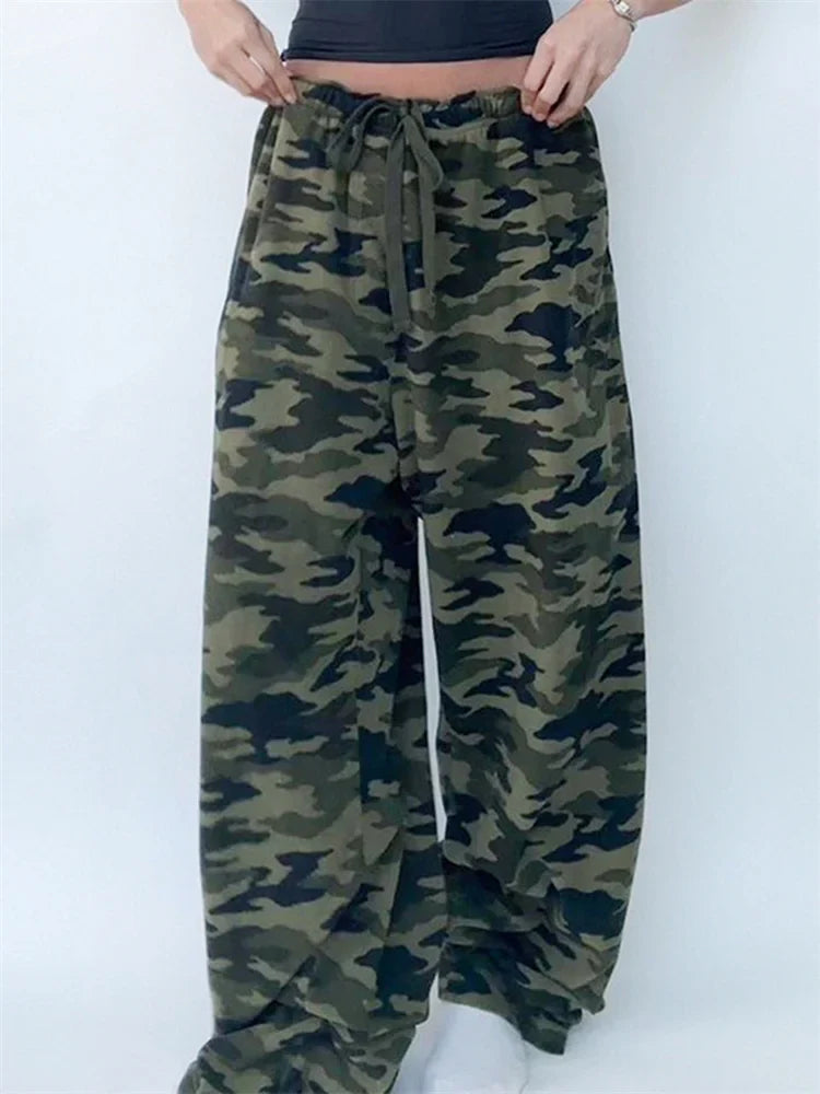 Camouflage Print Elastic Low Waist Wide Leg Pant