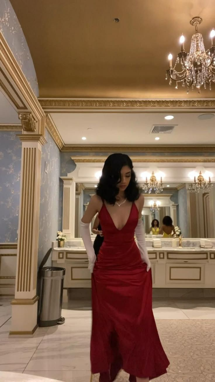 Classy Red Spaghetti Straps V Neck Satin Mermaid Long Wedding Guest Dress Birthday Party Dress With Gloves D1686