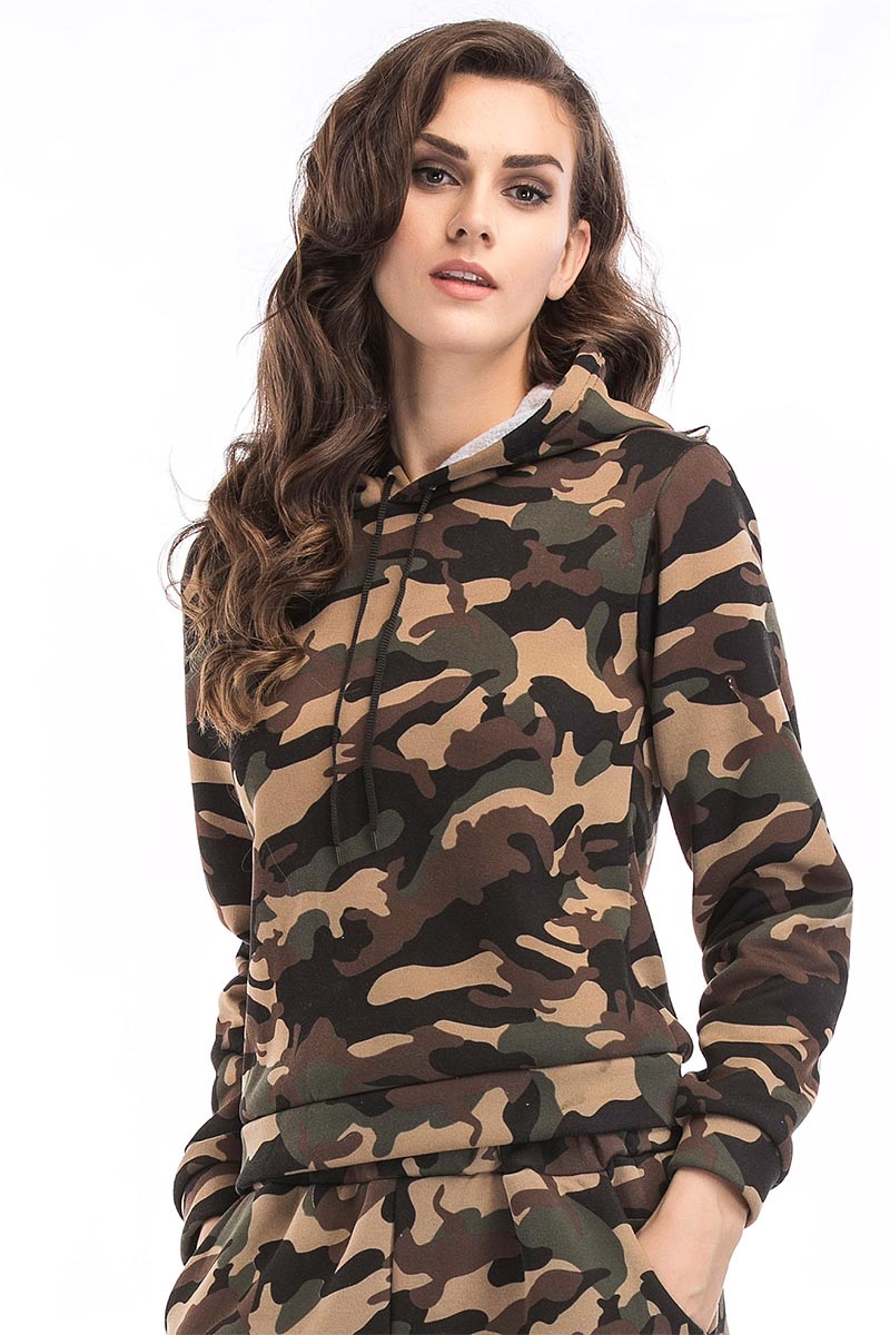 Camouflage Print Drawstring Sweatshirt With Long Sleeves