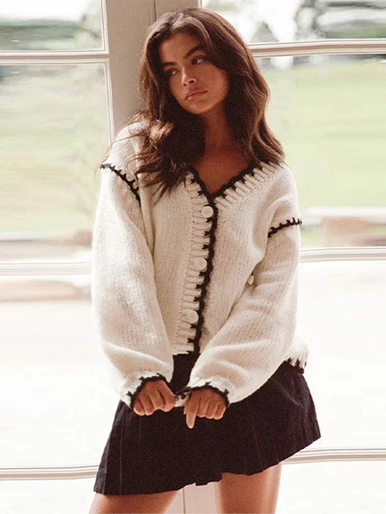 Casual Beige V-Neck Long Sleeves Knitted Cardigan 3