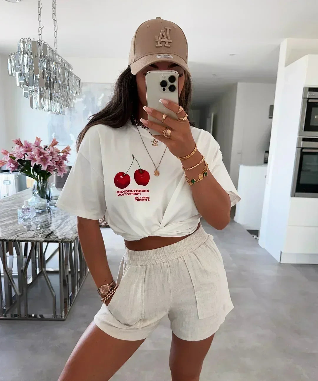 Casual Lotus Eyed Graphic T-shirt