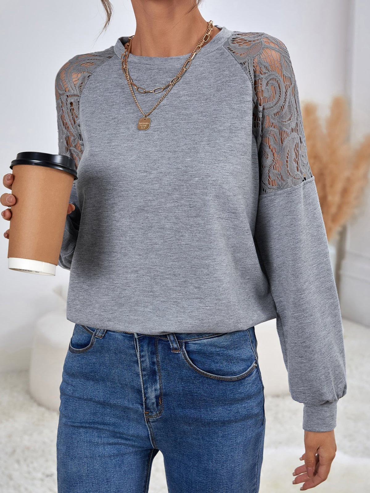 KittenAlarm - Contrast Lace Leg-of-mutton Sleeve Top