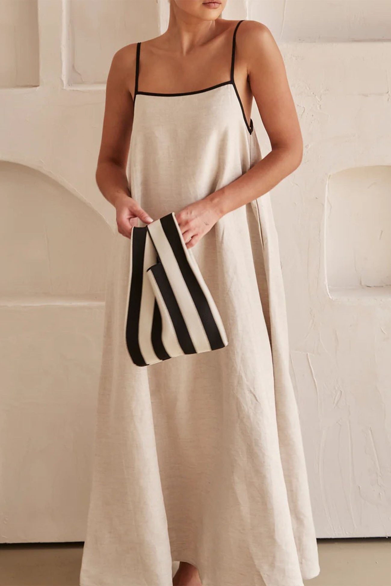 Contrast Loose Strappy Midi Dress