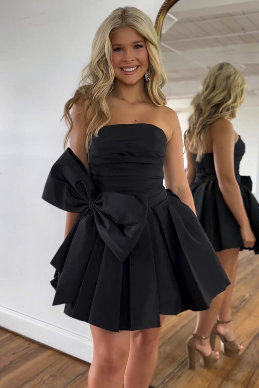 Cute A-Line Strapless Short Satin Homecoming Dress With Bowknot - Fashionpara