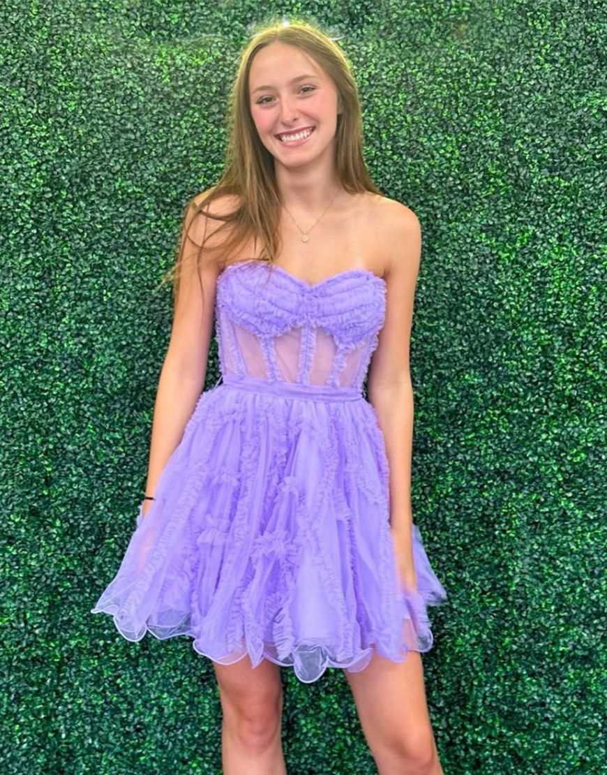 Pretty Strapless Tulle A-Line Short Homecoming Dress With Belt