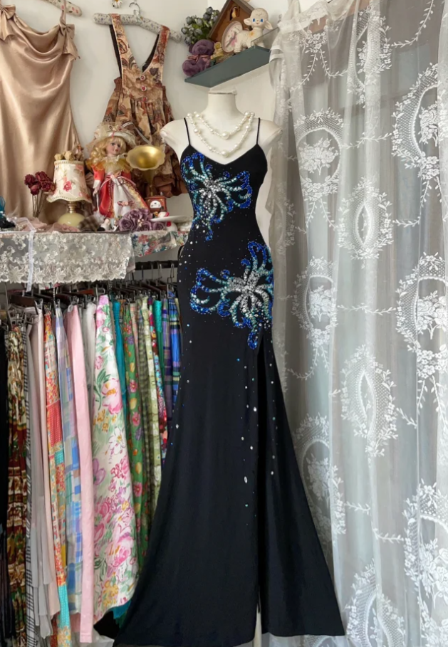 Retro Spaghetti Straps Satin Beaded Mermaid Evening Dress Black Slit Long Party Dress D1524