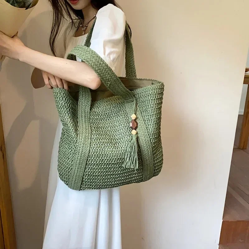 Elegant Ladies Straw Woven Shoulder Bag