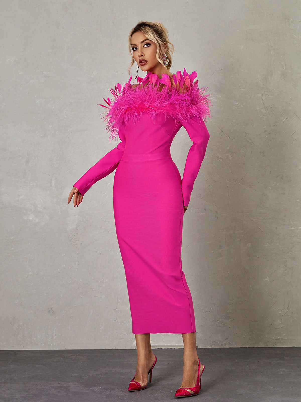 Feather Off Shoulder Long Sleeve Bandage Maxi Dress - View 4