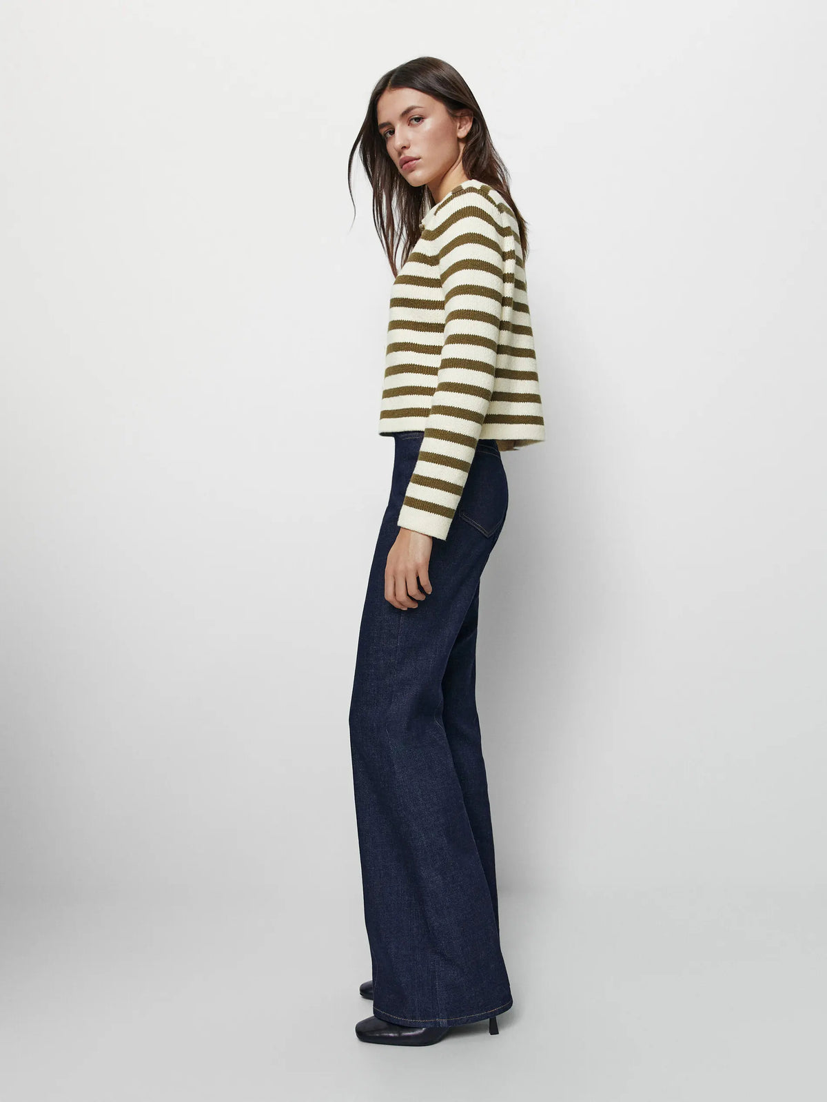 Style Knit with Buckle Stripes Cardigan 3