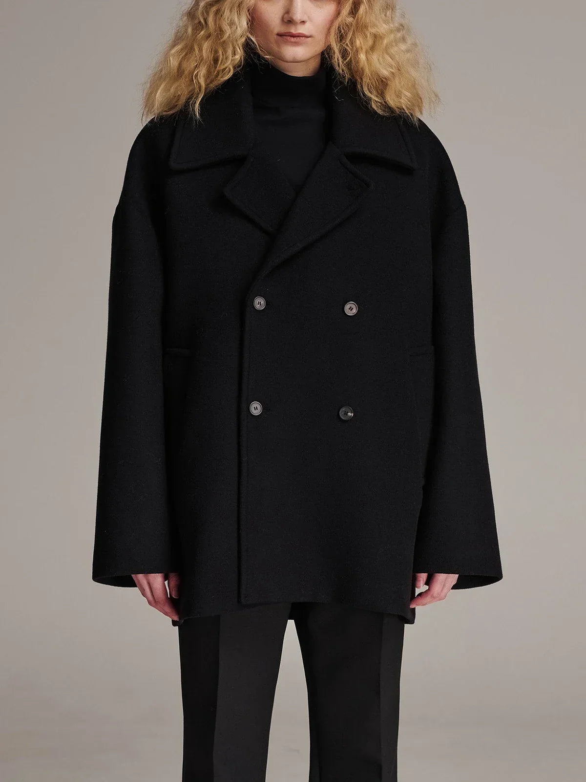 Black Lapel Slim Single-Breasted Overcoat
