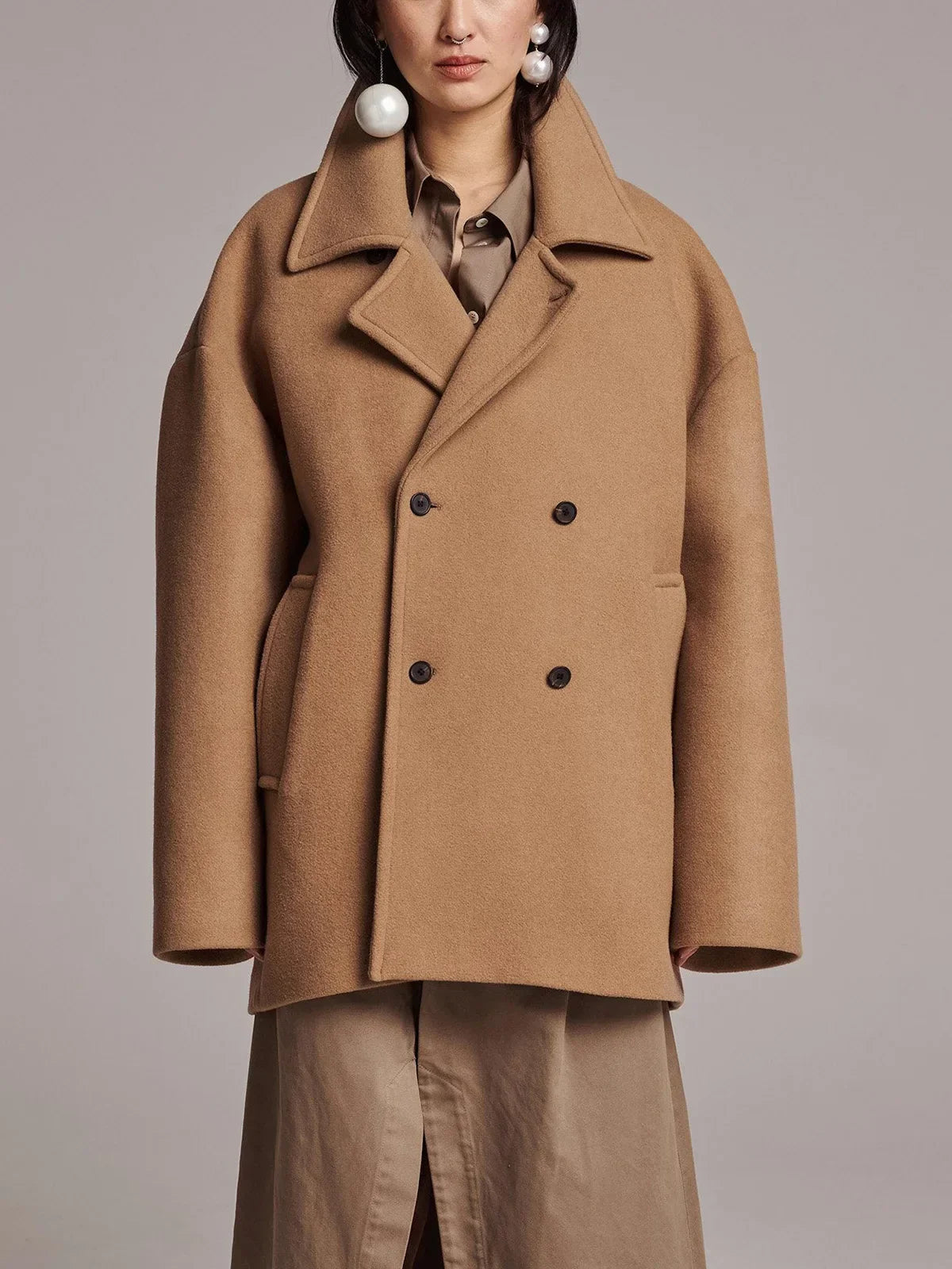 Black Lapel Slim Single-Breasted Overcoat