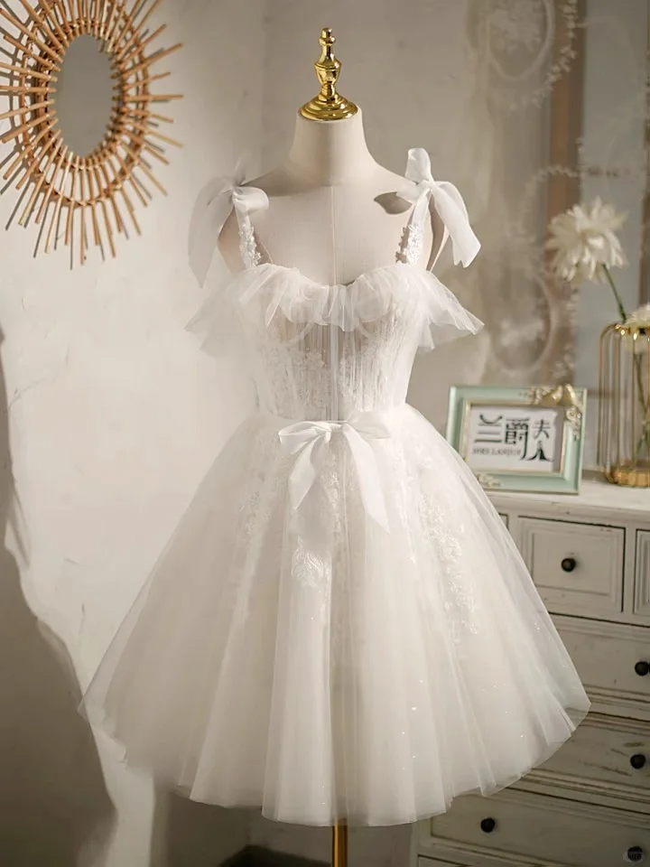 Pretty Tulle Appliques A Line White Short 16th Birthday Outfits Formal Homecoming Dress D352