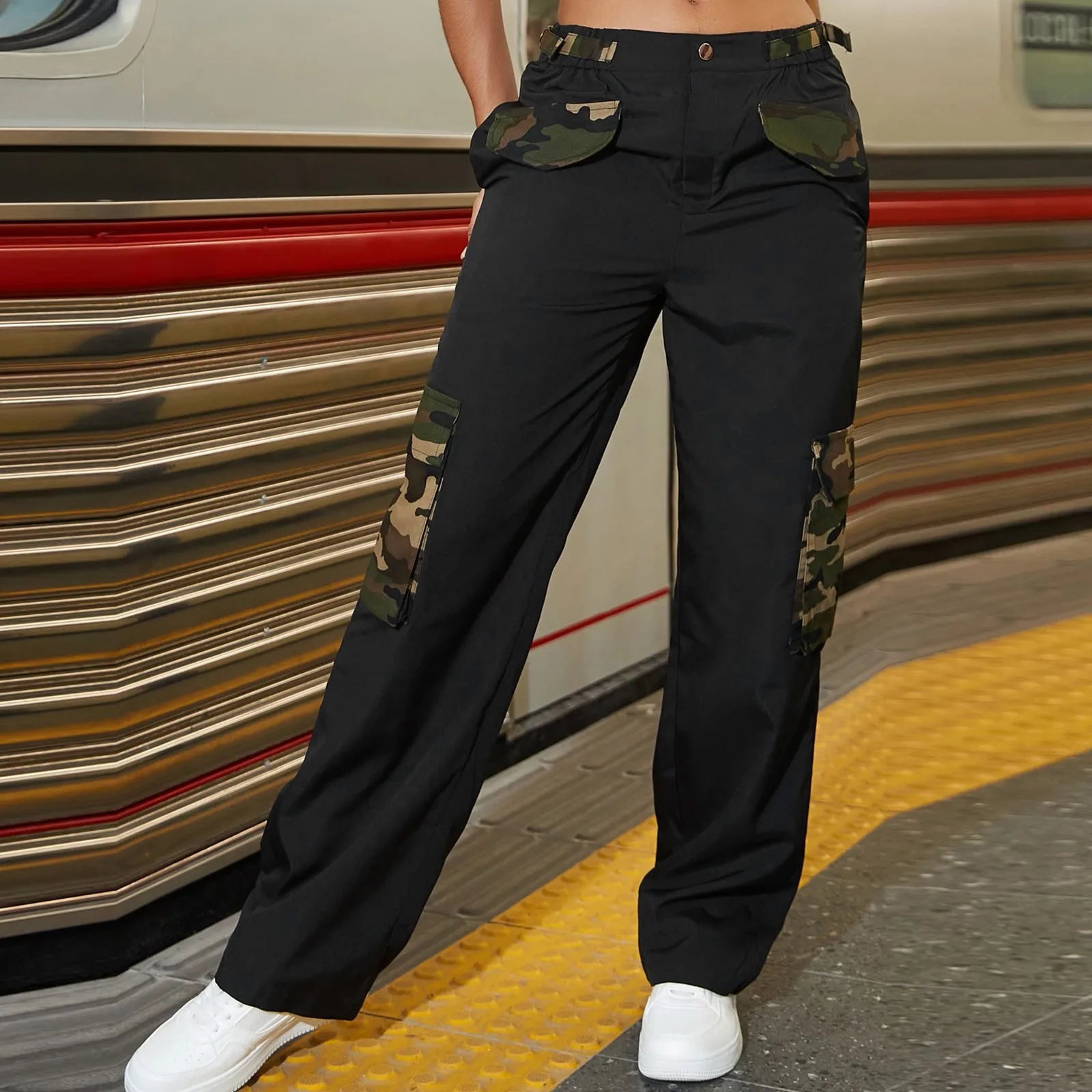 Camouflage Side Pocket Y2K Cargo Pants